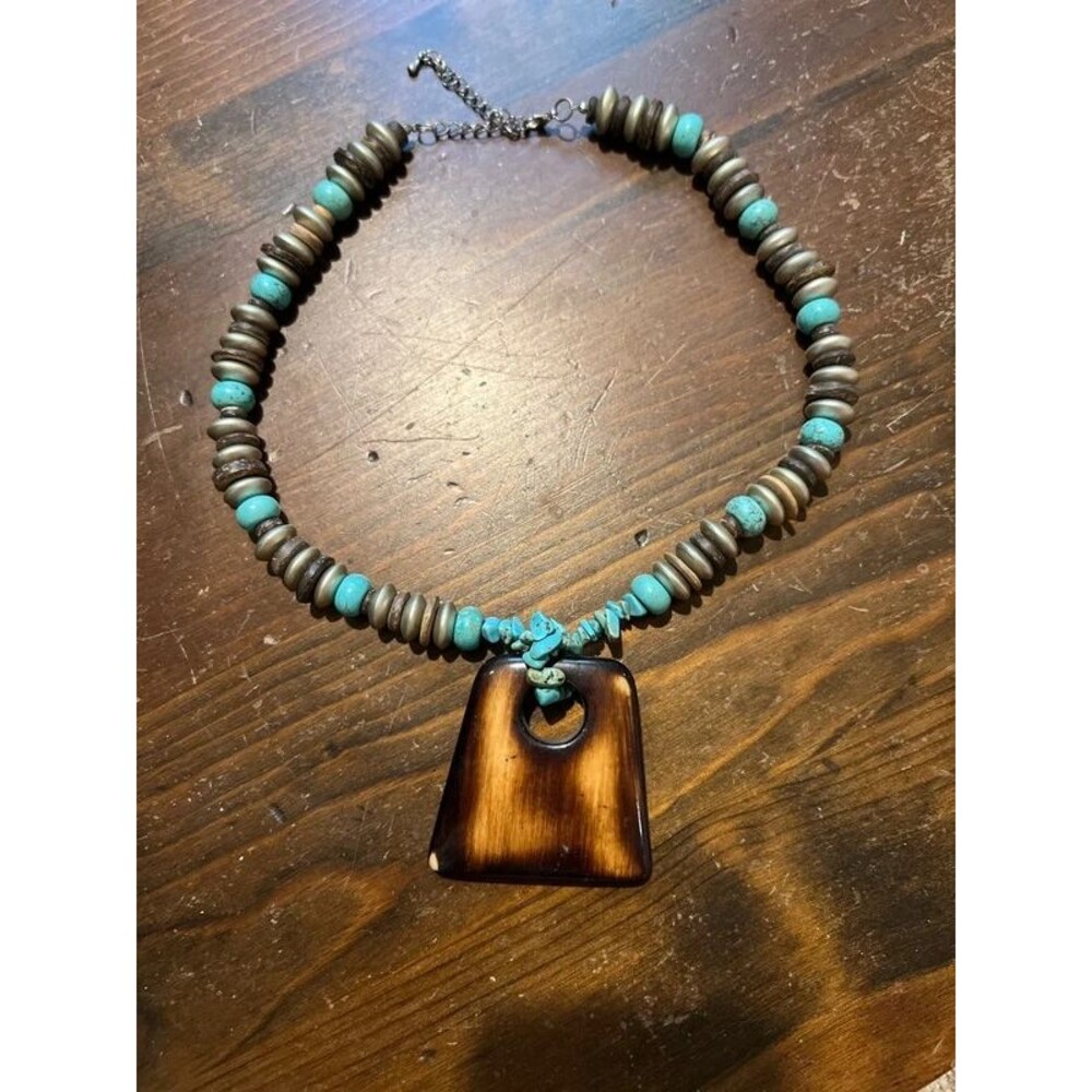Statement piece | j-0031